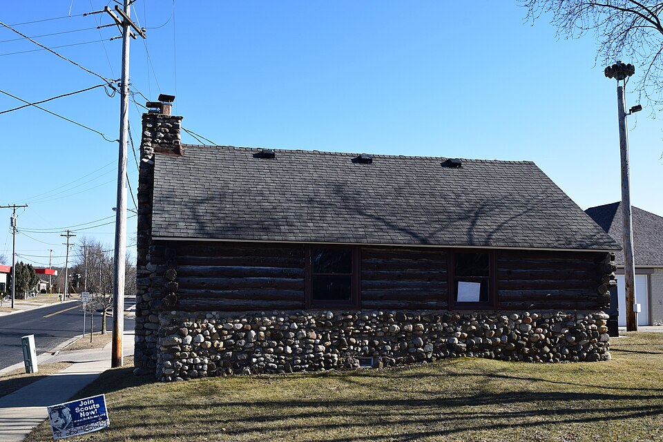 Photograph of Palmyra Boy Scout Cabin
