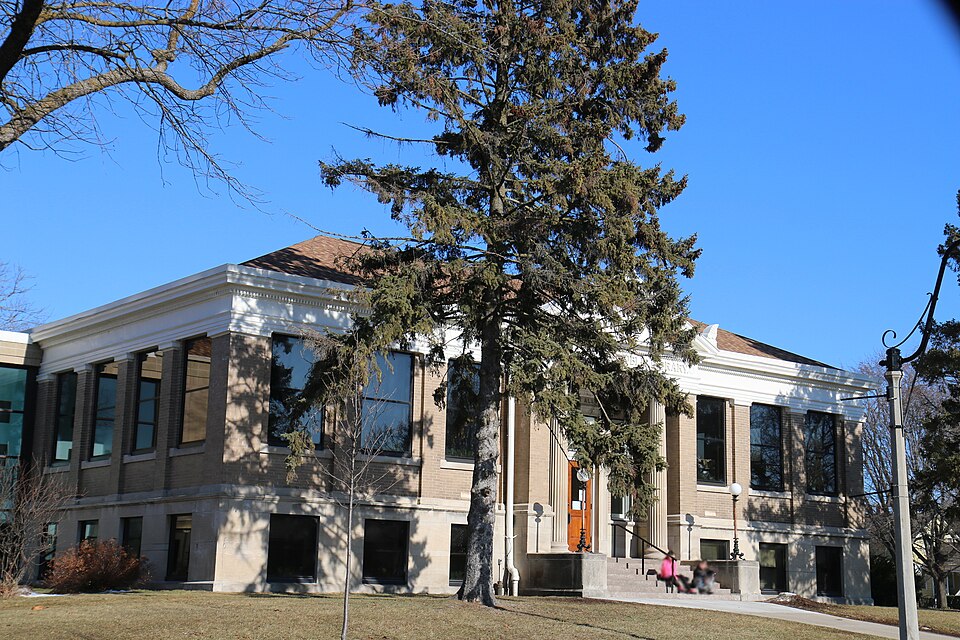 Photograph of Farnsworth Public Library
