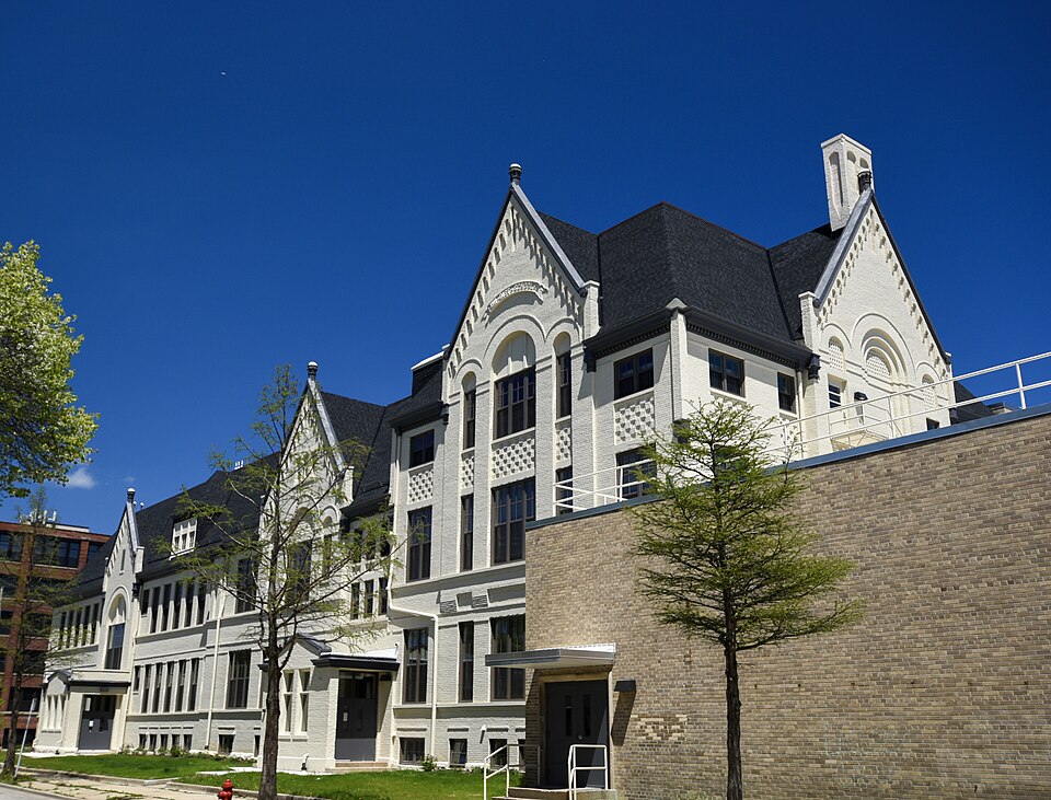 Photograph of Fifth Street School