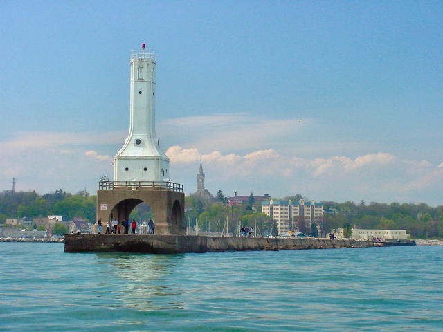 Photograph of Port Washington Breakwater Light