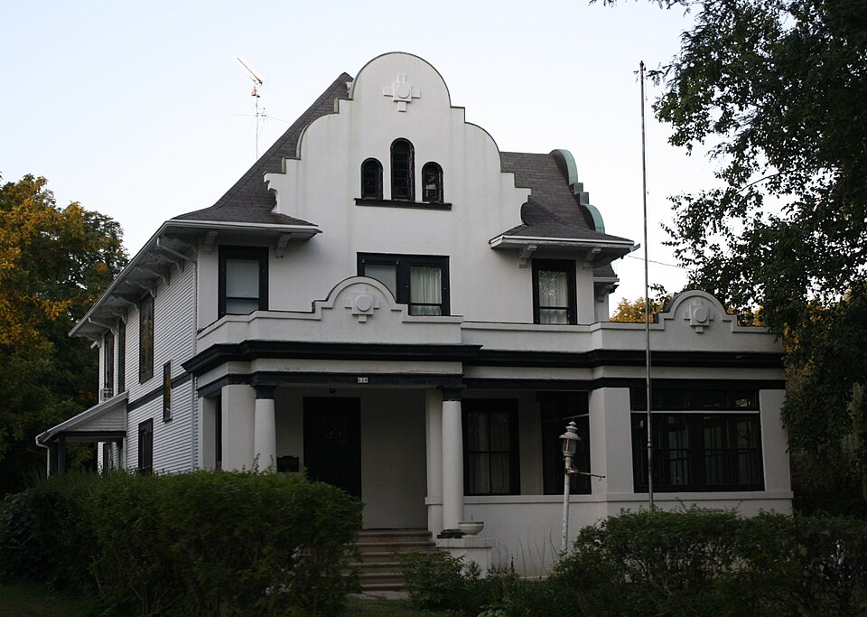 Photograph of Albert M. and Alice Bellack House