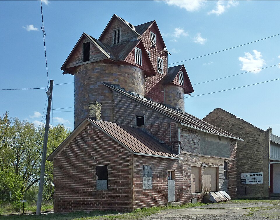 Photograph of Chase Grain Elevator