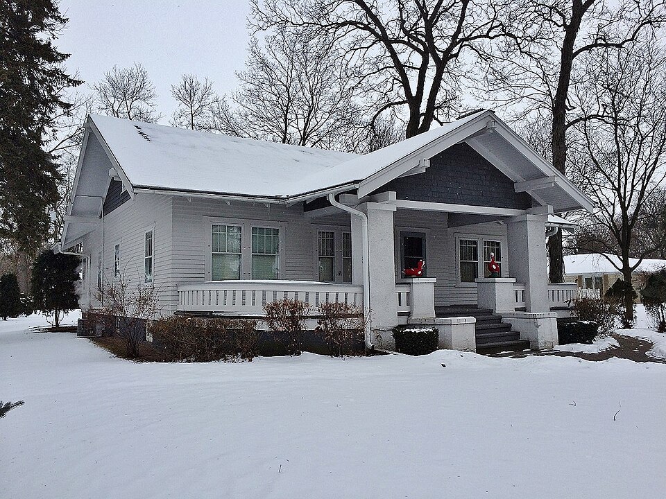 Photograph of Otto and Hilda Gretzinger House