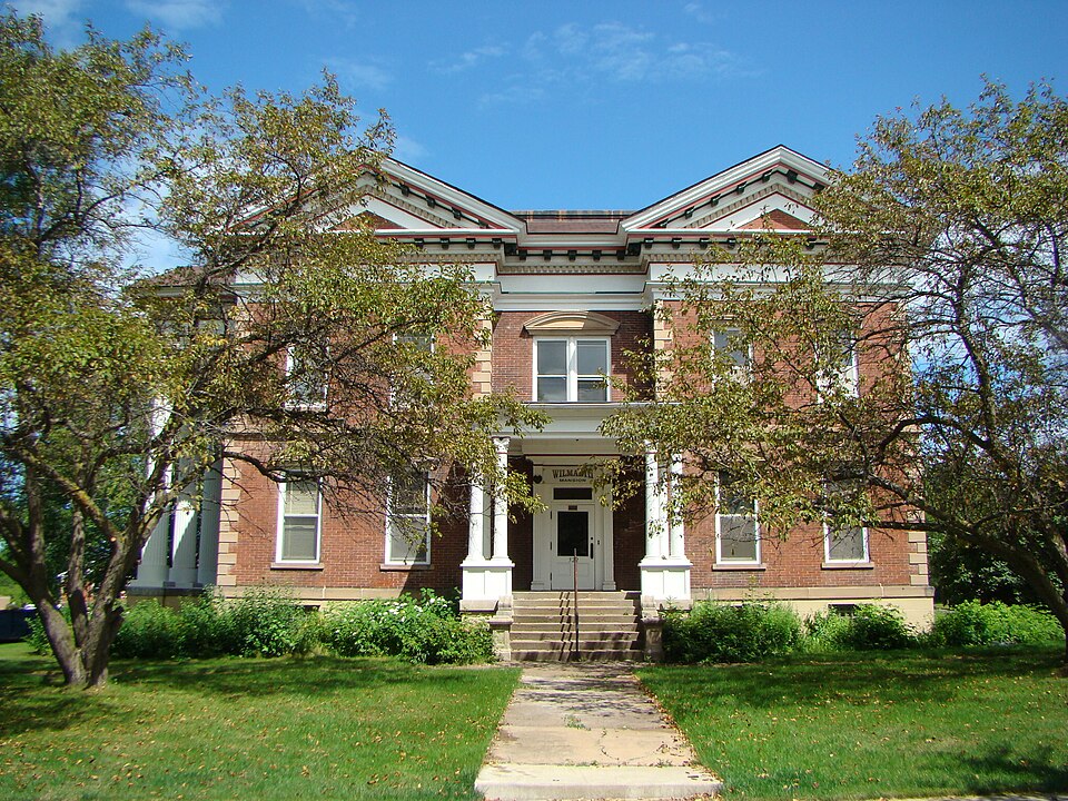 Photograph of Lewis C. and Caroline Wilmarth House