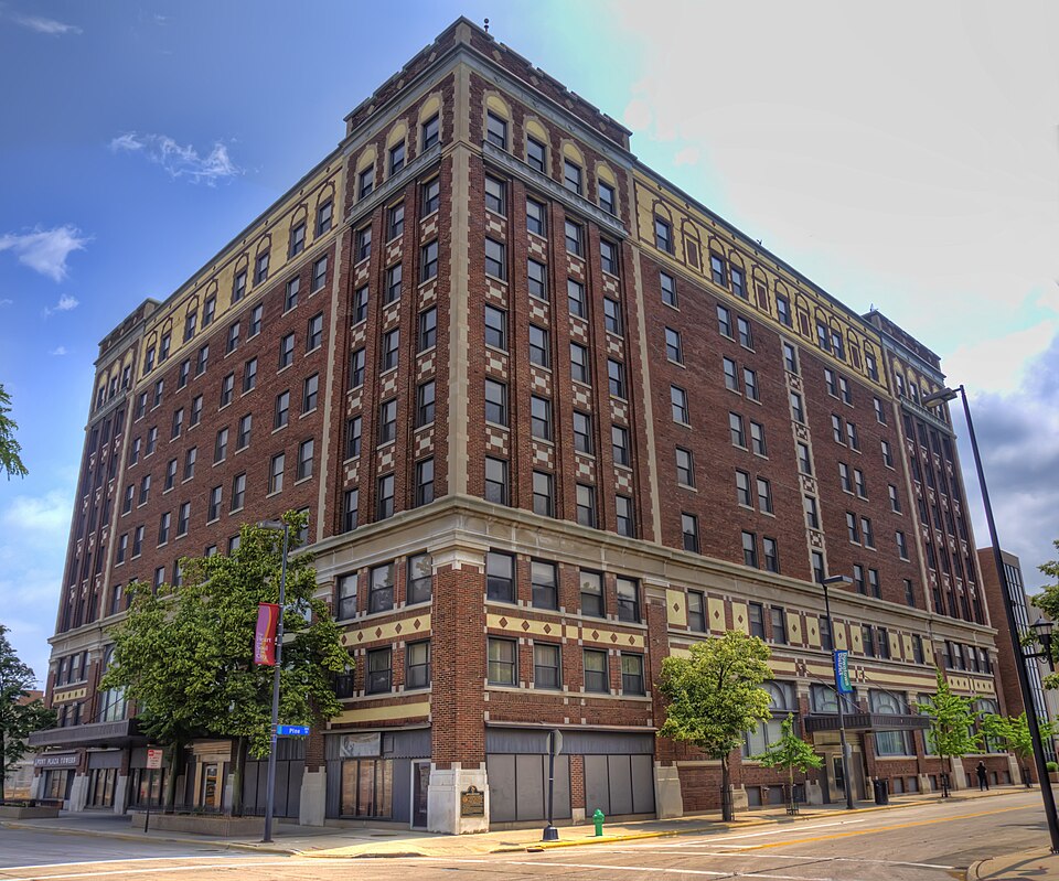 Photograph of Hotel Northland
