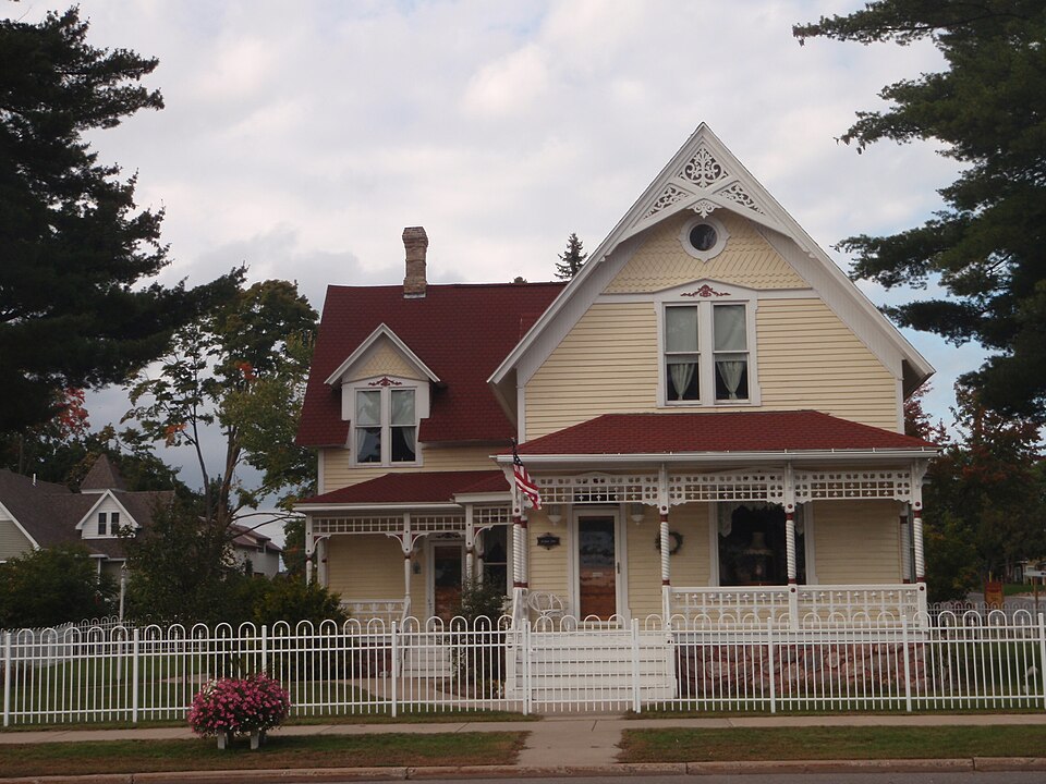 Photograph of Robert B. and Estelle J. Webb House