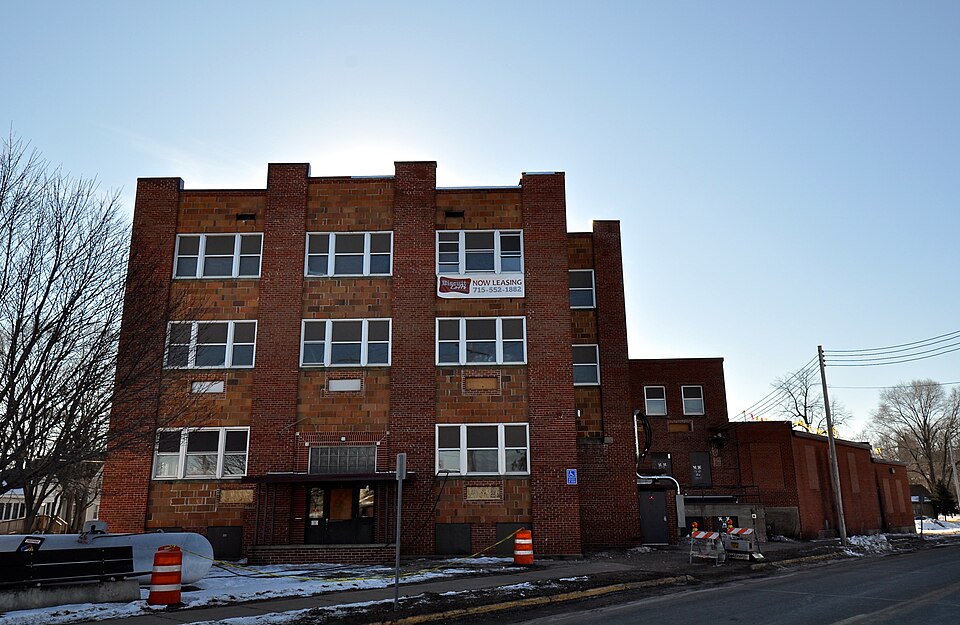 Photograph of Eau Claire Vocational School