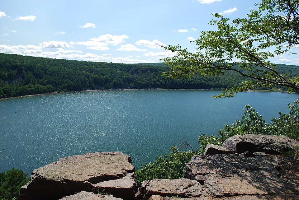 Photograph of Devil's Lake State Park