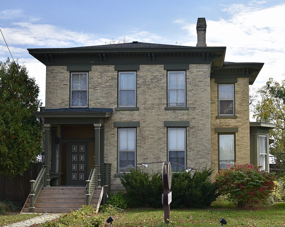 Photograph of Haven-Crandall House