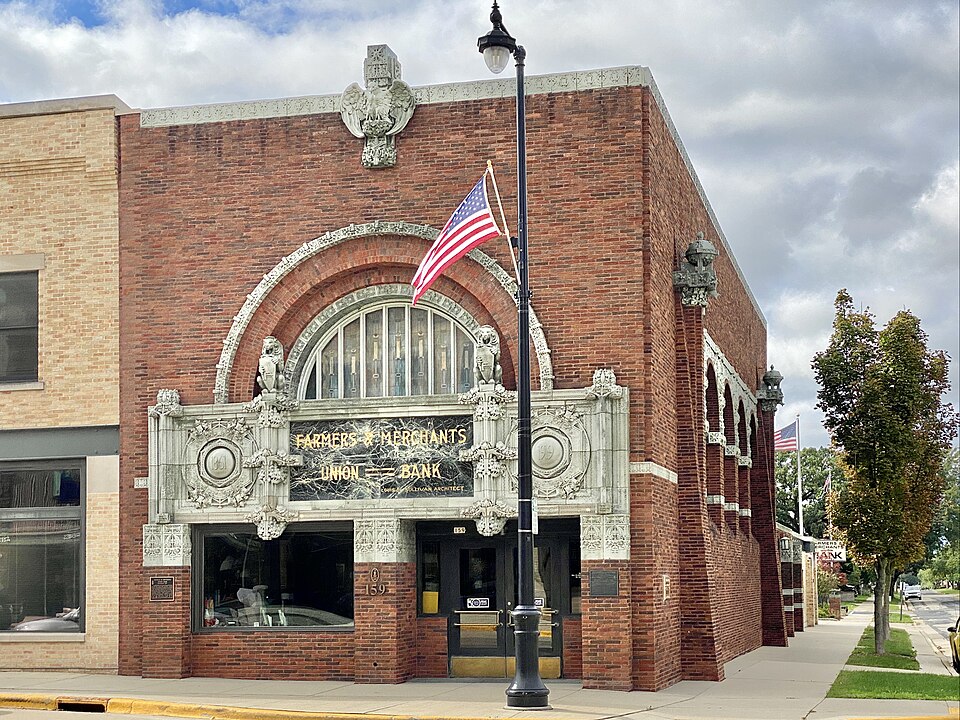 Photograph of Farmers and Merchants Union Bank