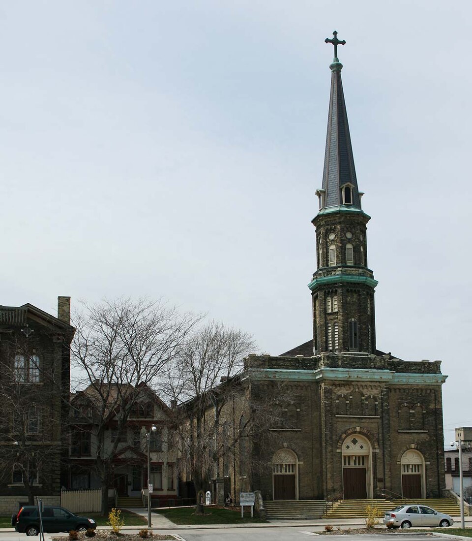 Photograph of Holy Trinity Roman Catholic Church