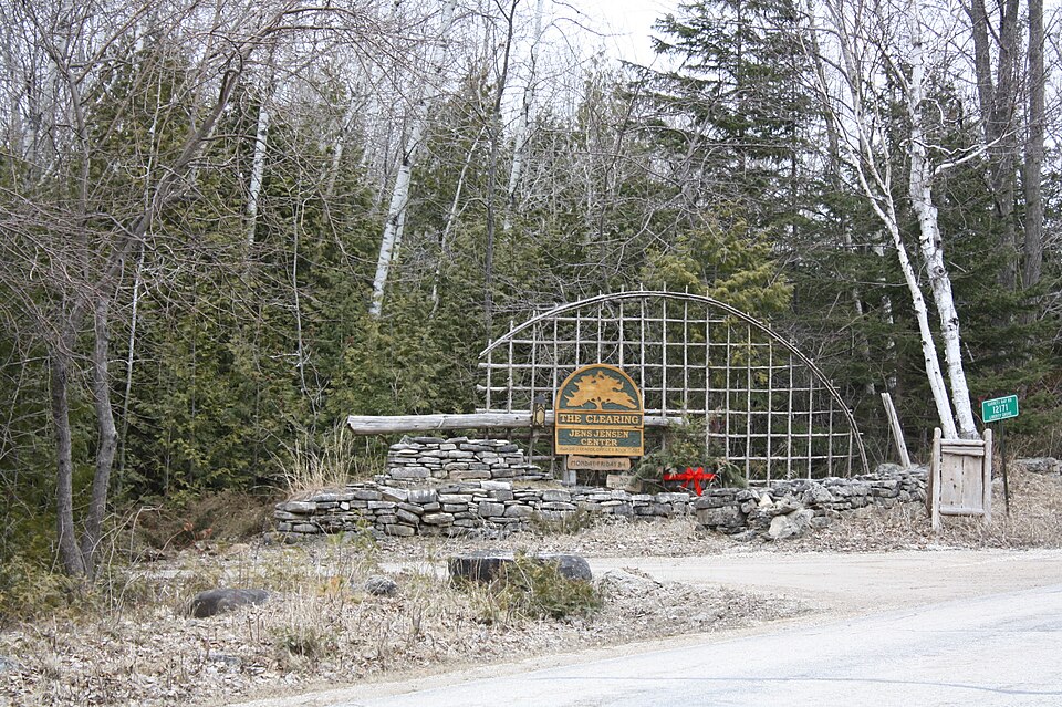 Photograph of The Clearing Folk School