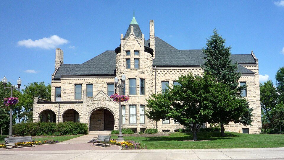 Photograph of Louis Smith Tainter House