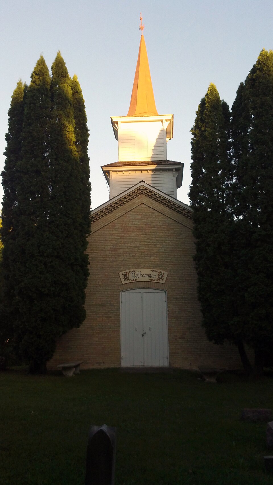 Photograph of Heart Prairie Lutheran Church