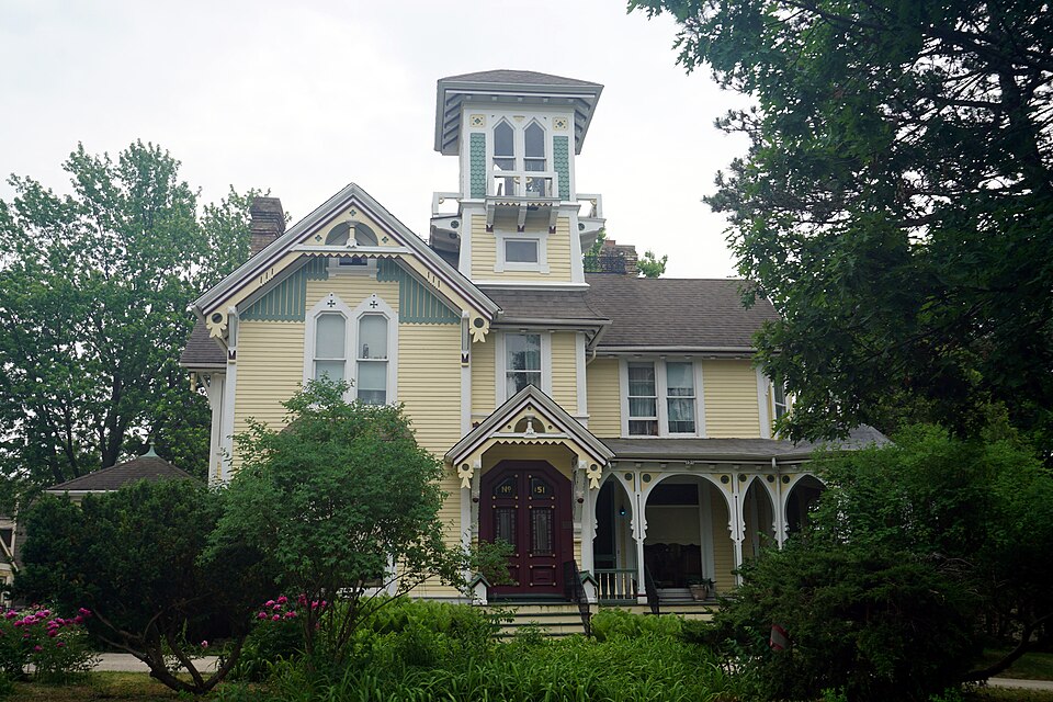 Photograph of Walter S. Chandler House