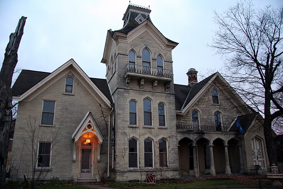 Photograph of Mons Anderson House