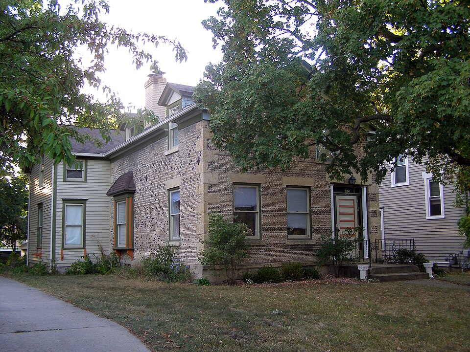 Photograph of Lathrop-Munn Cobblestone House