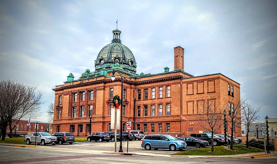 Photograph of Grant County Courthouse
