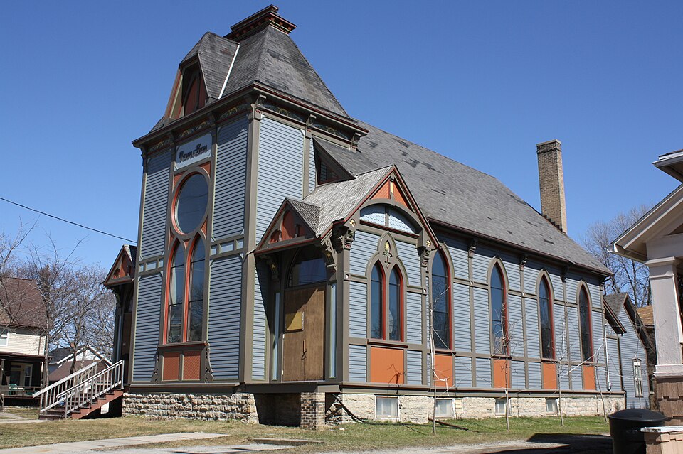 Photograph of Temple Zion and School