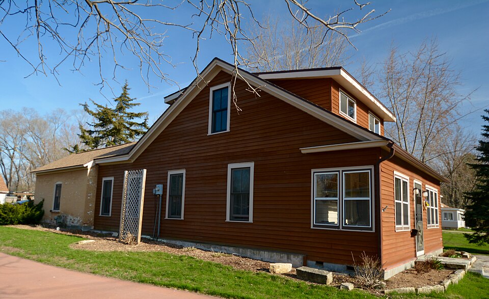 Photograph of Strange Powers House