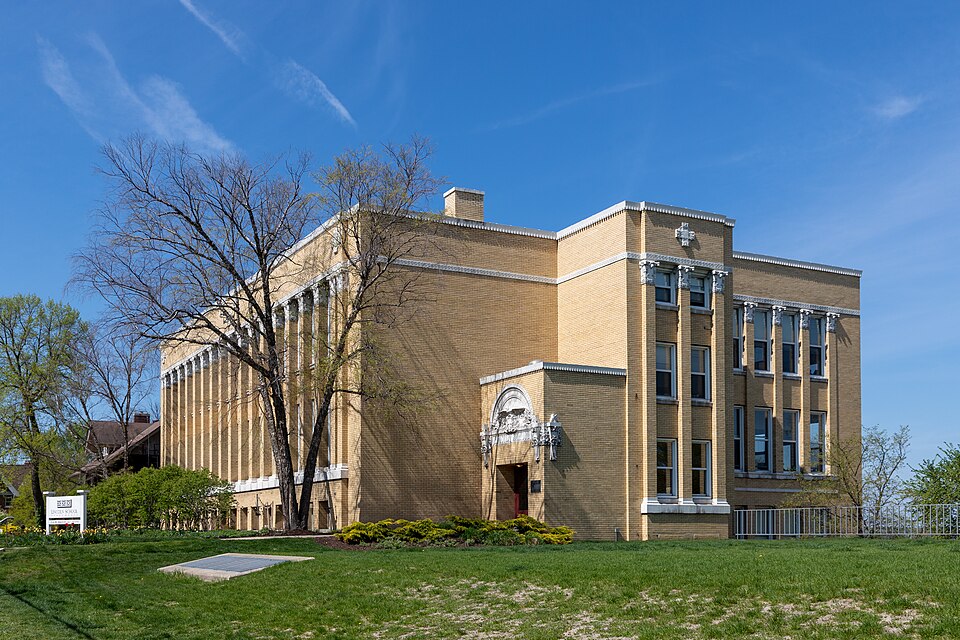 Photograph of Lincoln School