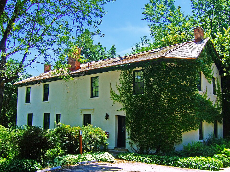 Photograph of Plough Inn