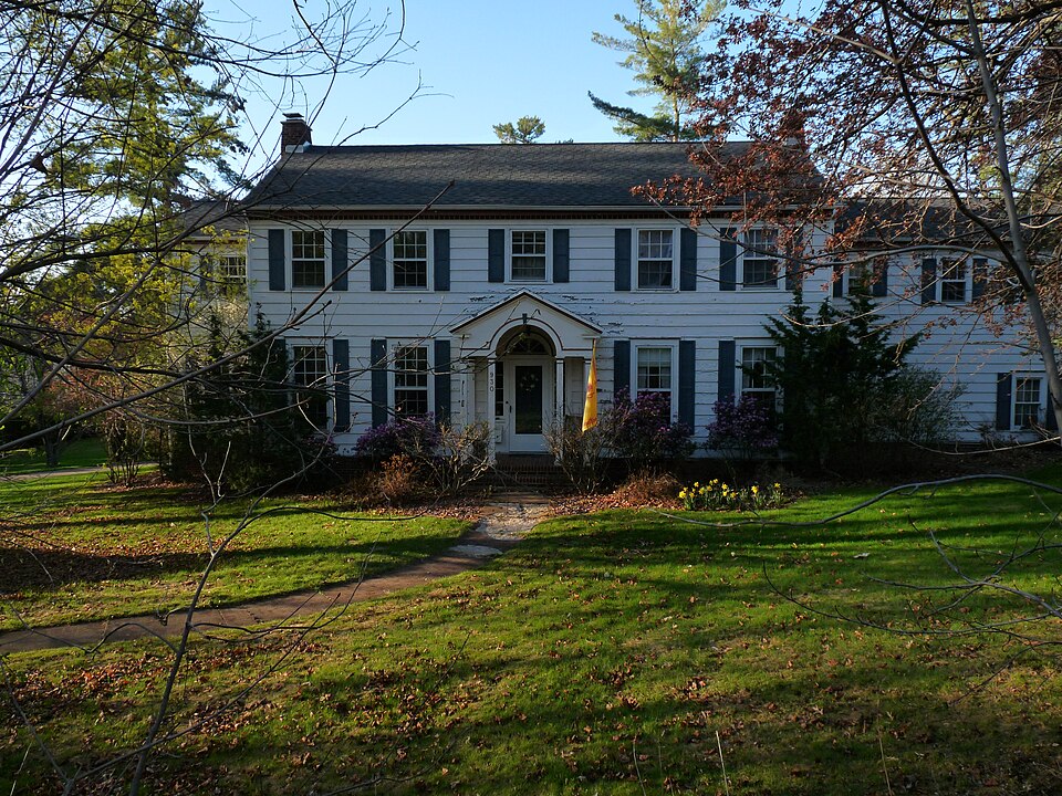 Photograph of E.K. Schuetz House