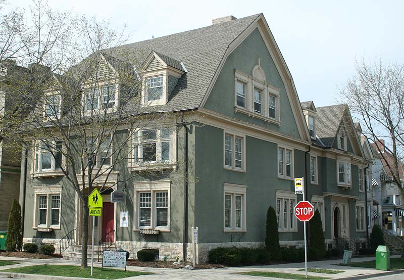 Photograph of Knapp-Astor House