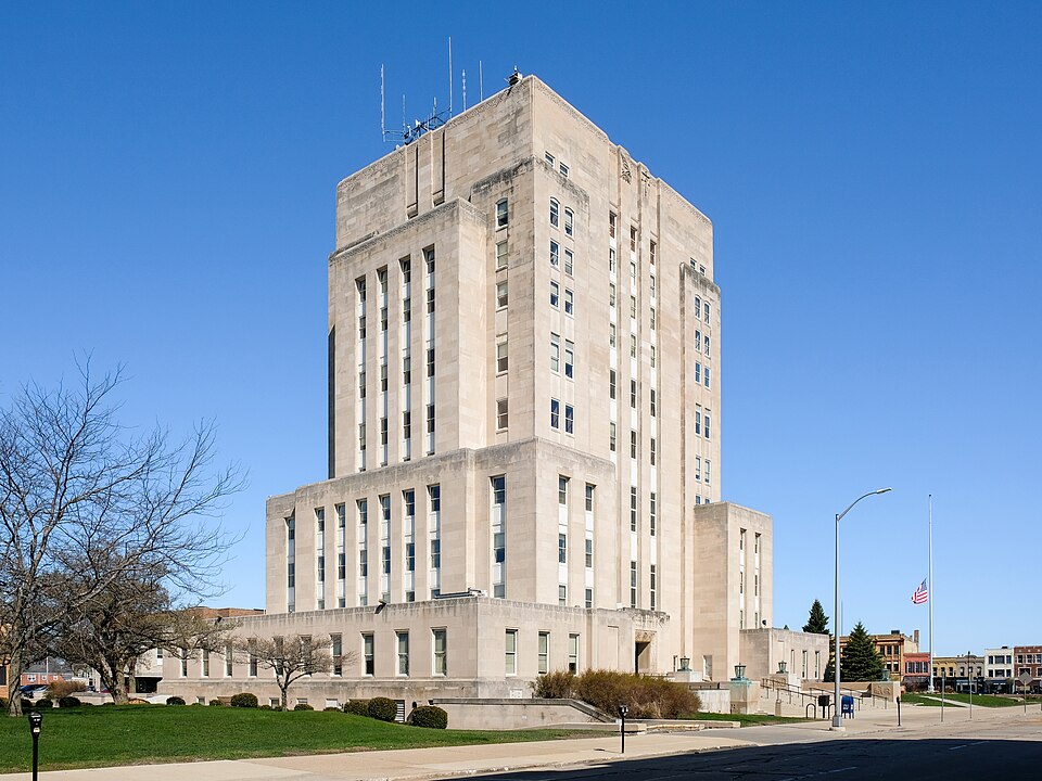 Photograph of Racine County Courthouse
