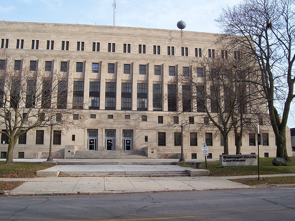 Photograph of Sheboygan County Courthouse