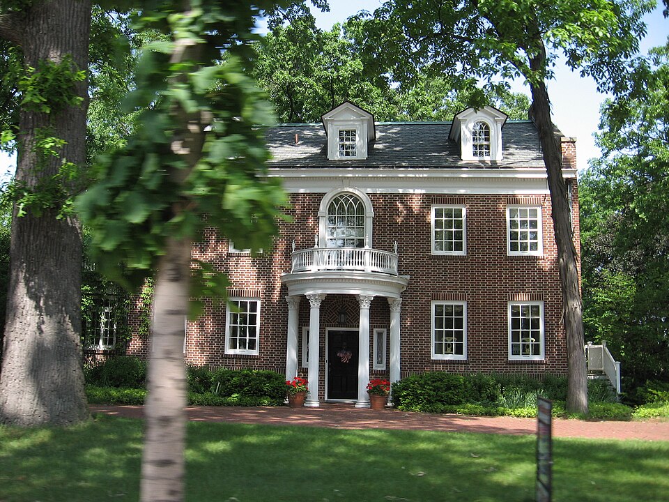 Photograph of North Broadway Street Historic District