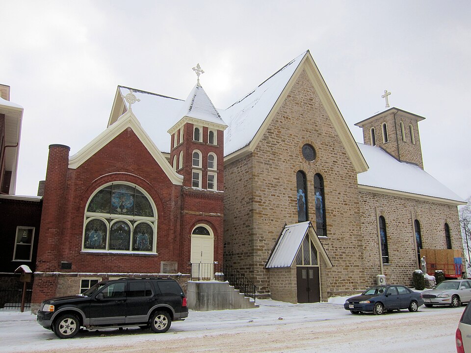 Photograph of Notre Dame Church and Goldsmith Memorial Chapel