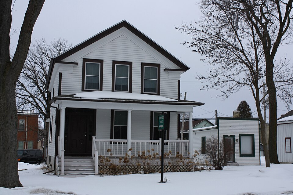 Photograph of John Hustis House
