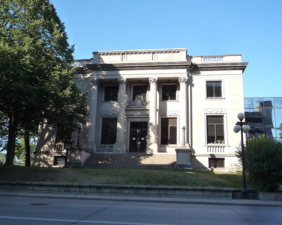 Photograph of City Hall