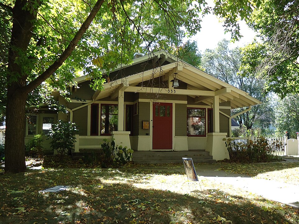 Photograph of A. L. Kenyon House
