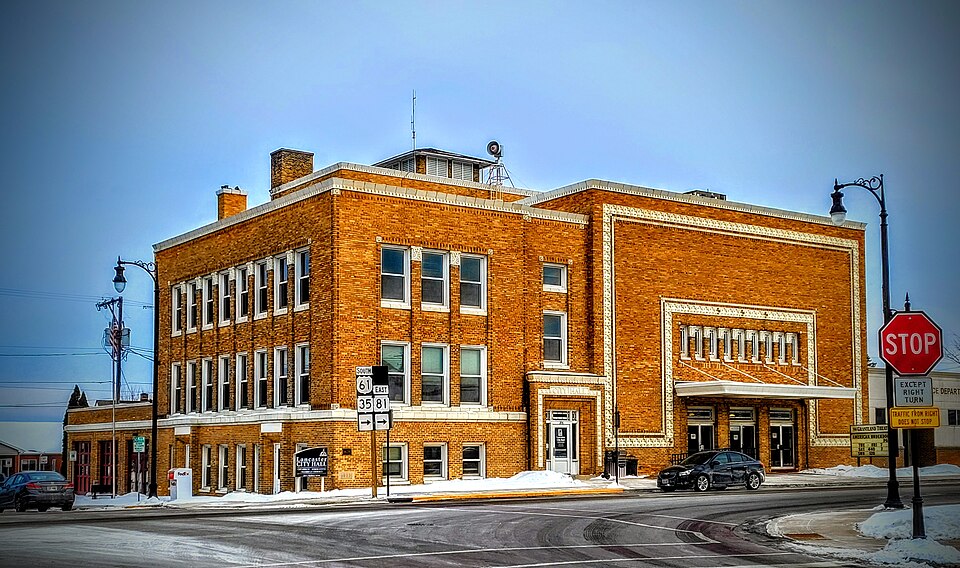 Photograph of Lancaster Municipal Building