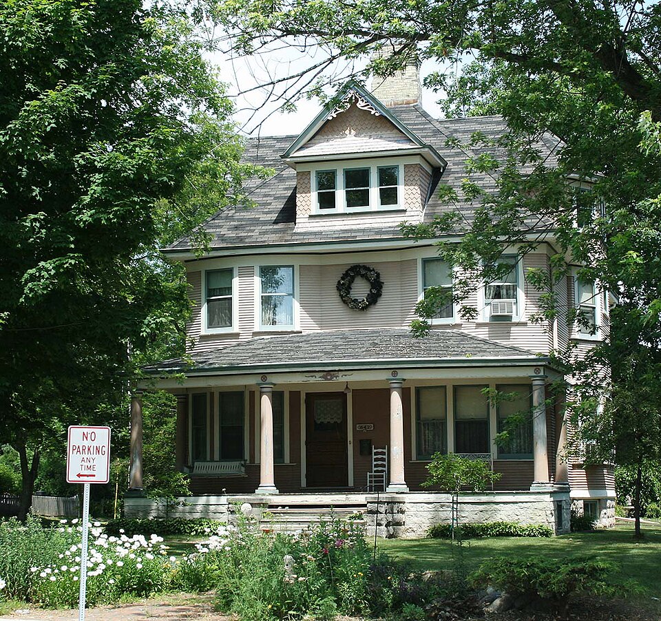 Photograph of Harry W. Bolens House