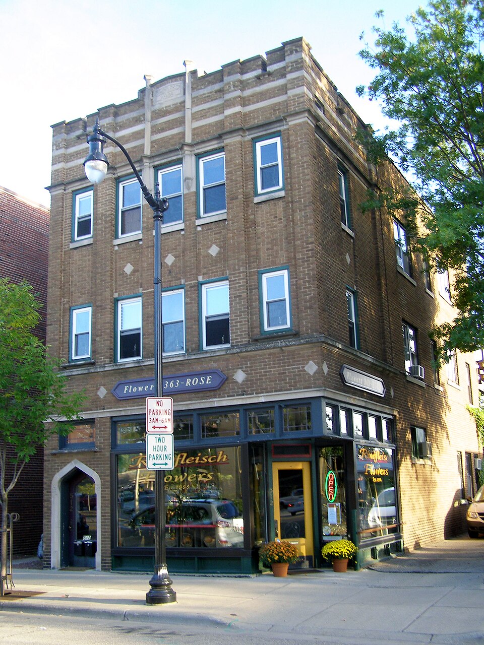 Photograph of Rindfleisch Building