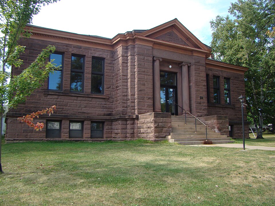 Photograph of Washburn Public Library