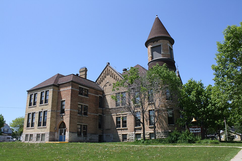 Photograph of Nicolet Public School