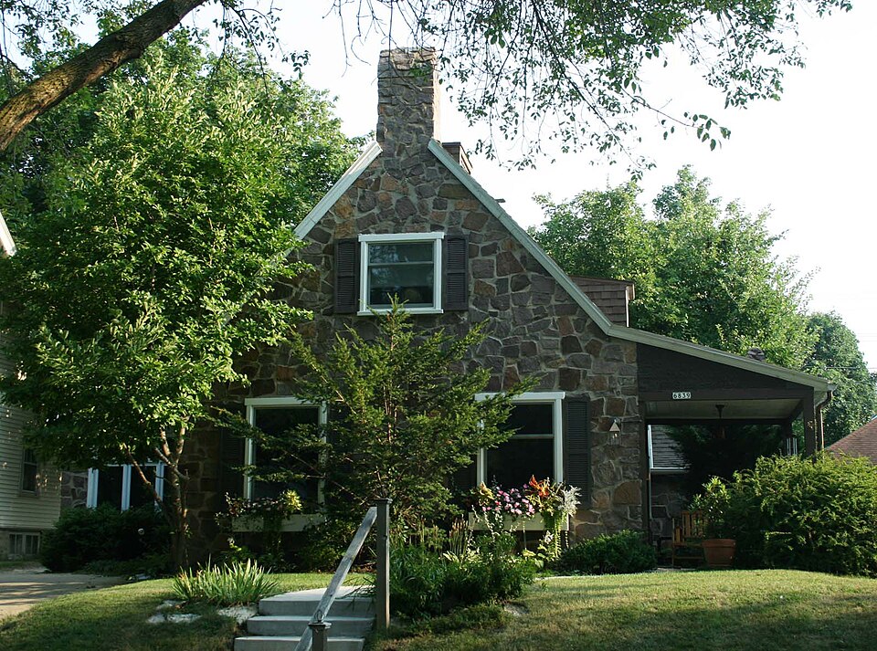 Photograph of H. R. Davis House