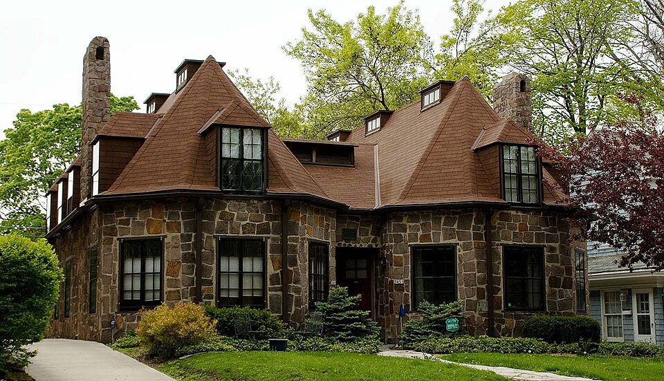 Photograph of Alfred M. Hoelz House