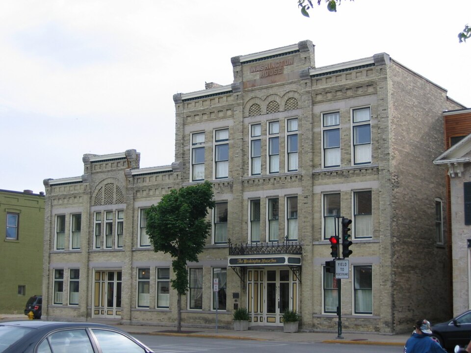 Photograph of Washington Avenue Historic District