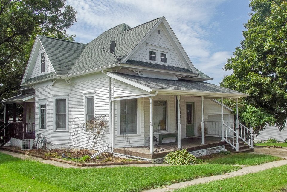 Photograph of Ihm House