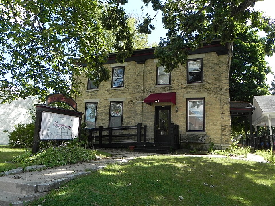Photograph of Stephen Warren House