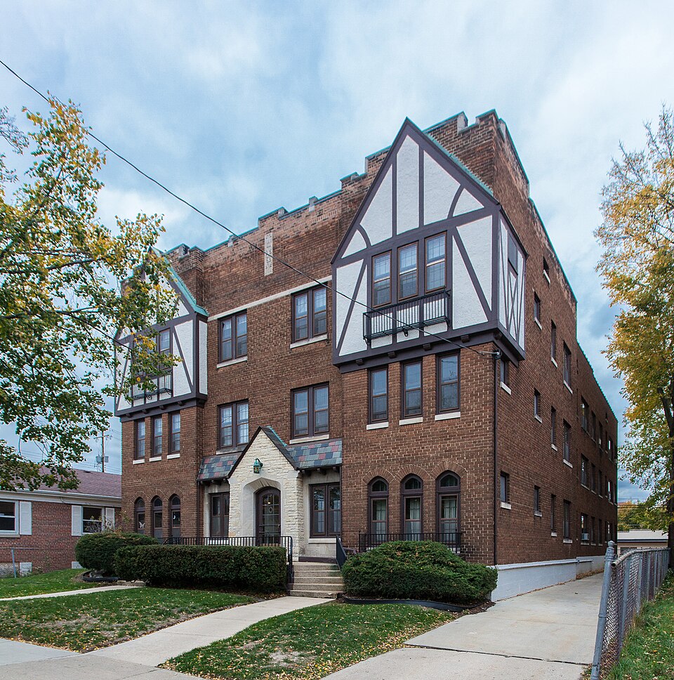 Photograph of Arlington Apartments
