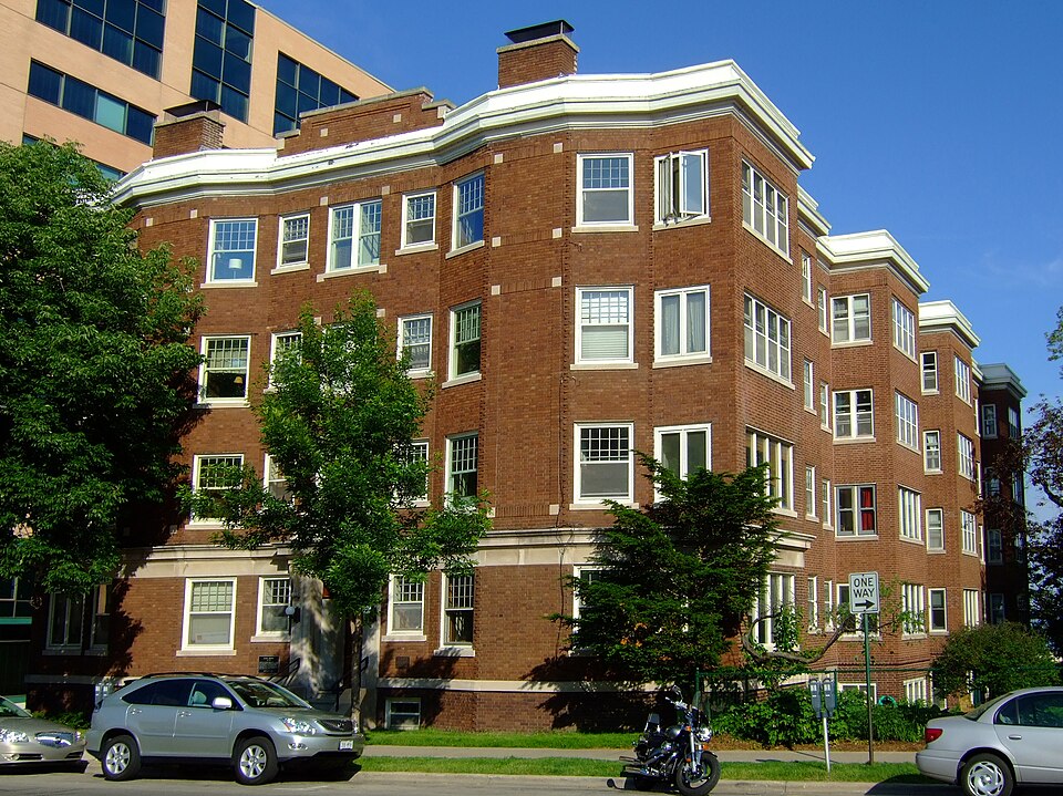 Photograph of Bellevue Apartment Building