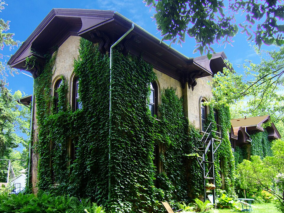 Photograph of Simeon Mills House