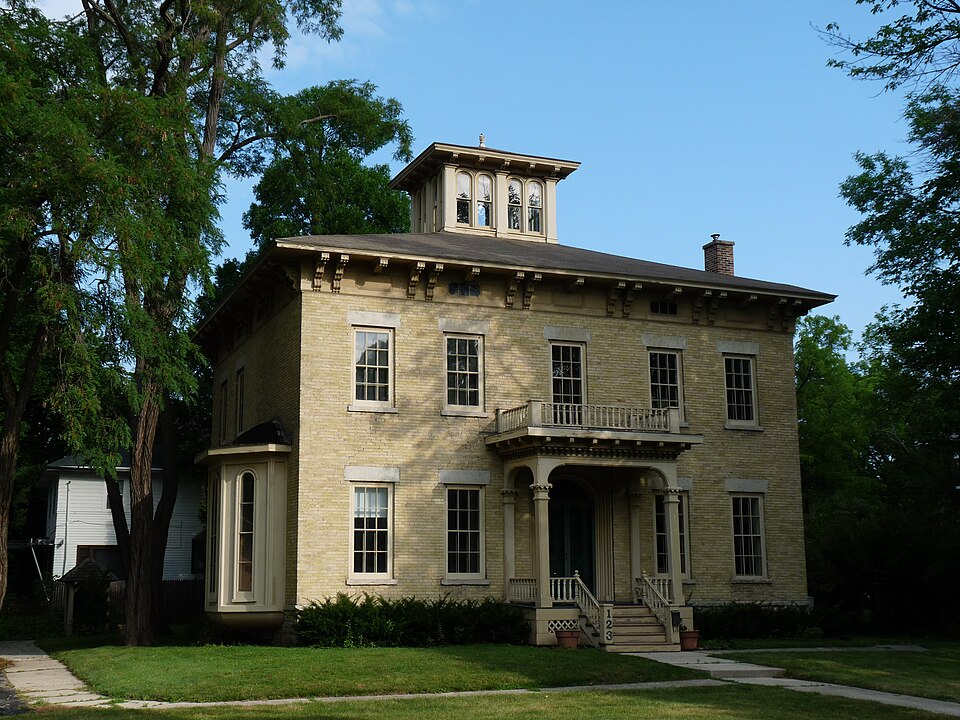 Photograph of Oakland-Dousman Historic District
