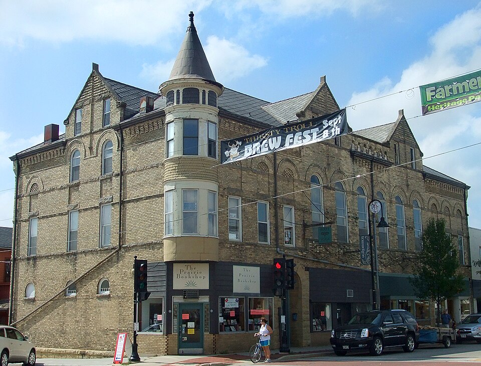 Photograph of Mt. Horeb Opera Block
